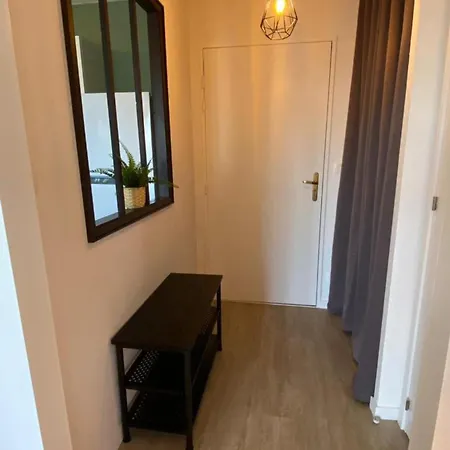 Le Sporting Land - Avec Entree Autonome, Parking Prive & Sa Piscine ! - 아파트 가이약