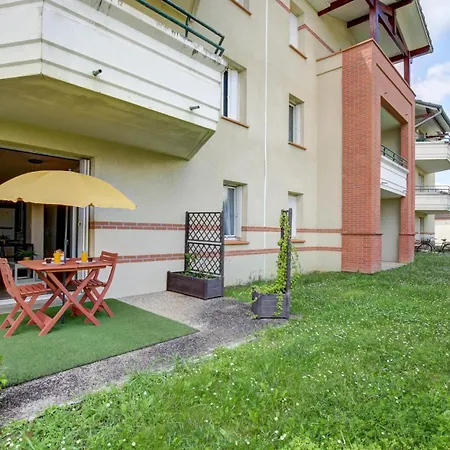 Le Sporting Land - Avec Entree Autonome, Parking Prive & Sa Piscine ! -