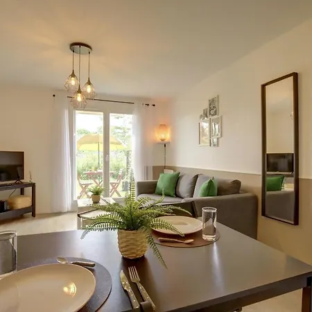 Le Sporting Land - Avec Entree Autonome, Parking Prive & Sa Piscine ! - 가이약