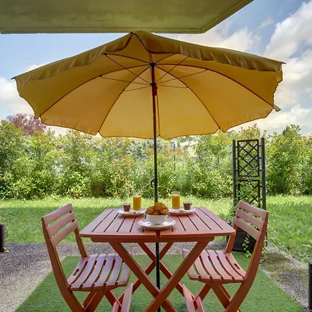 Le Sporting Land - Avec Entree Autonome, Parking Prive & Sa Piscine ! - *