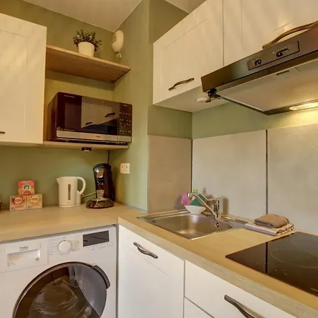 Le Sporting Land - Avec Entree Autonome, Parking Prive & Sa Piscine ! - Апартаменты