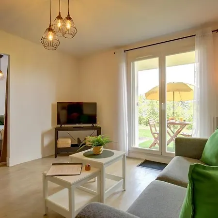 شقة Le Sporting Land - Avec Entree Autonome, Parking Prive & Sa Piscine ! -