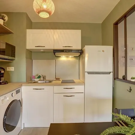 Le Sporting Land - Avec Entree Autonome, Parking Prive & Sa Piscine ! - דירה גיילאק