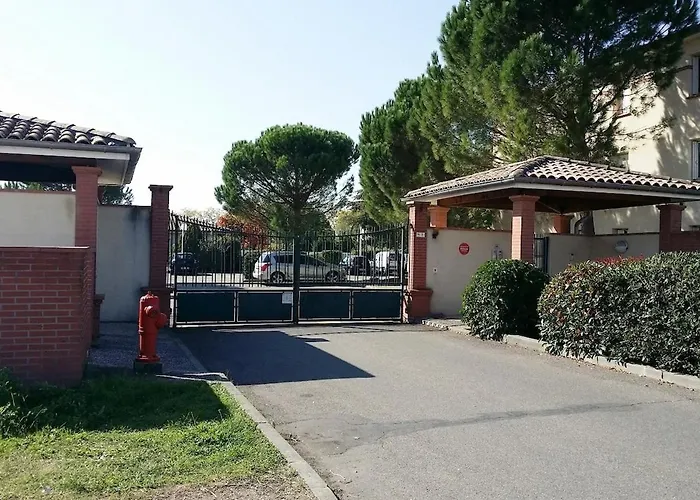 Le Sporting Land - Avec Entree Autonome, Parking Prive & Sa Piscine ! - * גיילאק